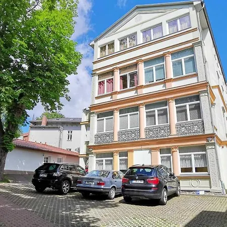 Apartment Charlot Mit Zwei Schlafzimmern Und Bio- Kamin Heringsdorf (Usedom)