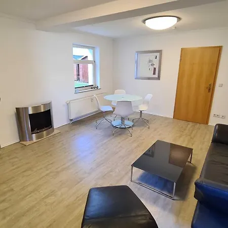 Apartment Charlot Mit Zwei Schlafzimmern Und Bio- Kamin
